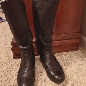 Knee high leather boots